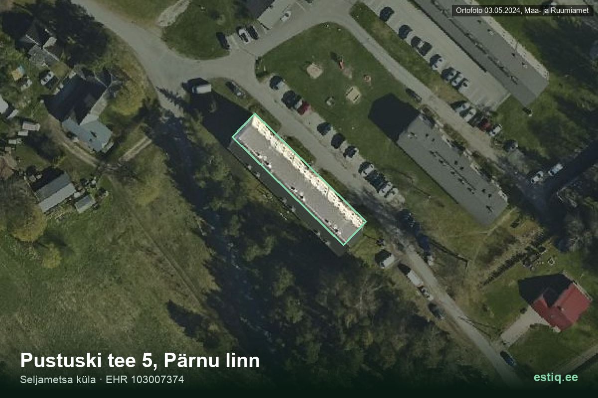 Pustuski tee 5, Pärnu – ilmakuva rakennuksesta, ääriviiva rakennusrekisteristä (EHR)