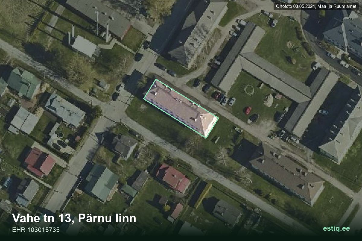 Vahe tänav 13, Pärnu – aerial photo of the building, outline from the Building Register (EHR)