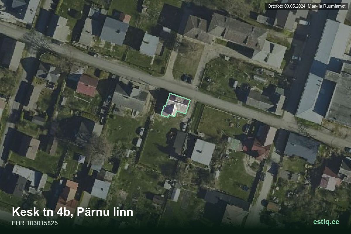Kesk tänav 4b, Pärnu – ilmakuva rakennuksesta, ääriviiva rakennusrekisteristä (EHR)