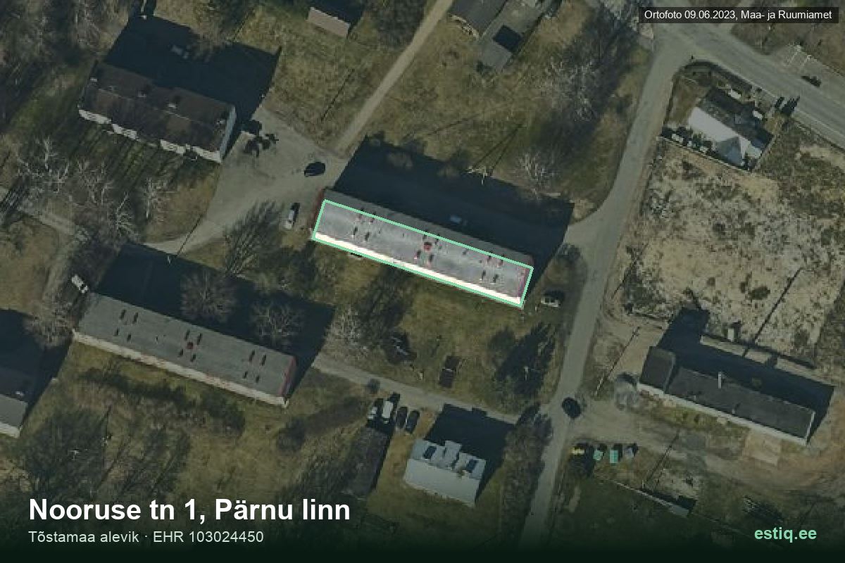 Nooruse tänav 1, Pärnu – aerial photo of the building, outline from the Building Register (EHR)