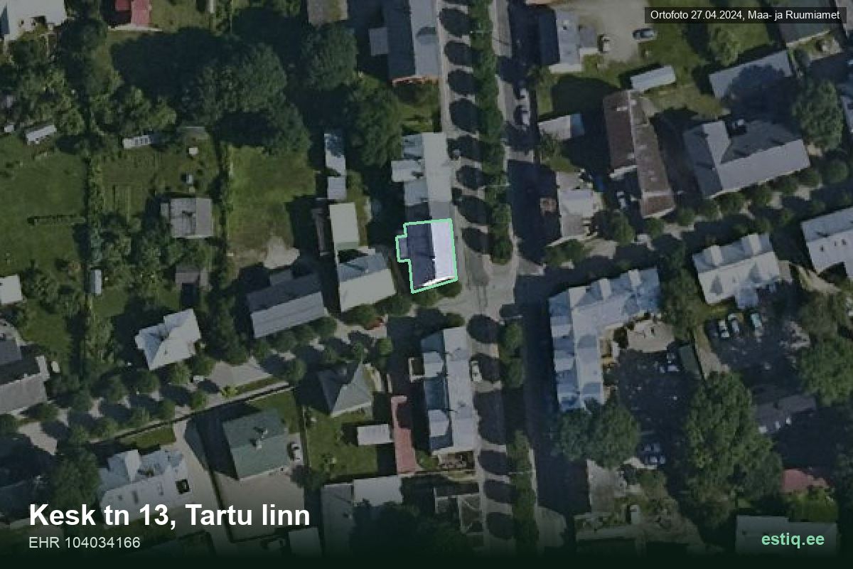 Kesk tänav 13, Tartu – ilmakuva rakennuksesta, ääriviiva rakennusrekisteristä (EHR)