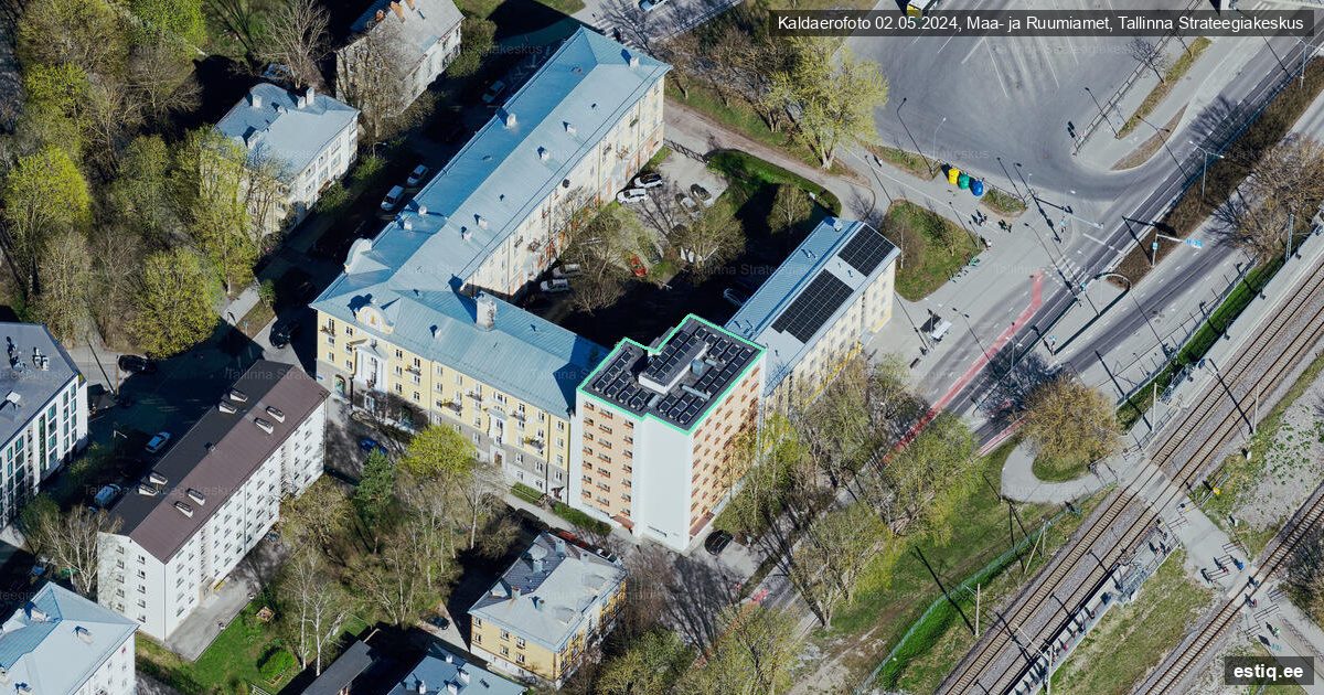 Planeedi tn 2, Tallinn – view of the building from the air, outline from the Building Register (EHR)